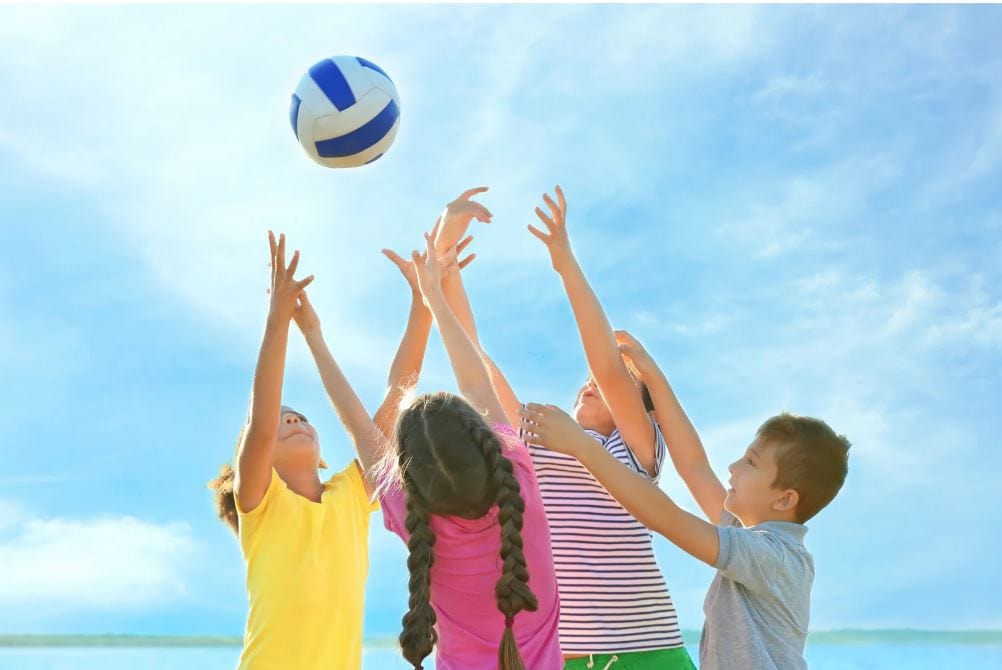 Brennball-Spaß für Kinder: Der ultimative Spielguide für 4-12-Jährige