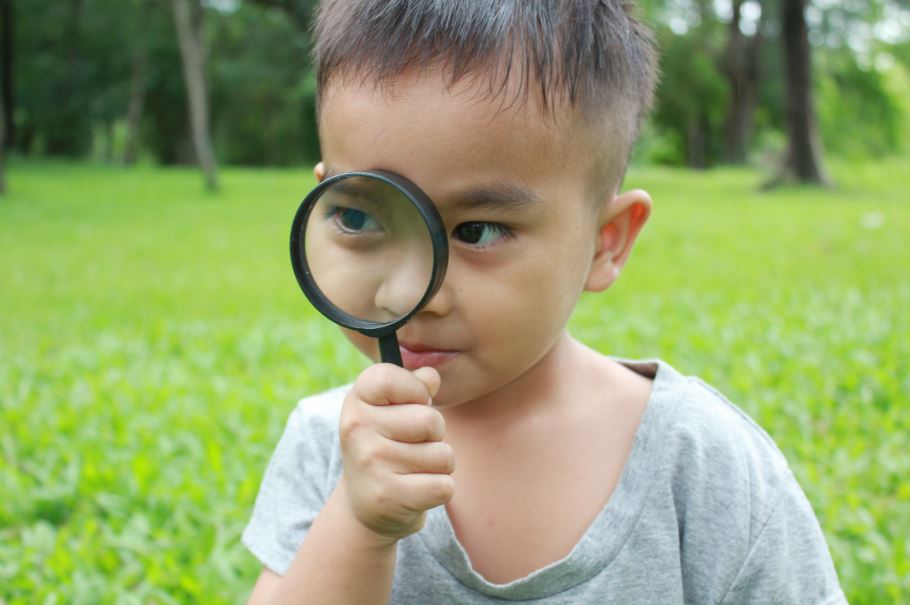 Kostenlose Detektiv Schnitzeljagd PDF Vorlagen: So wird dein Kindergeburtstag zum Krimi-Hit