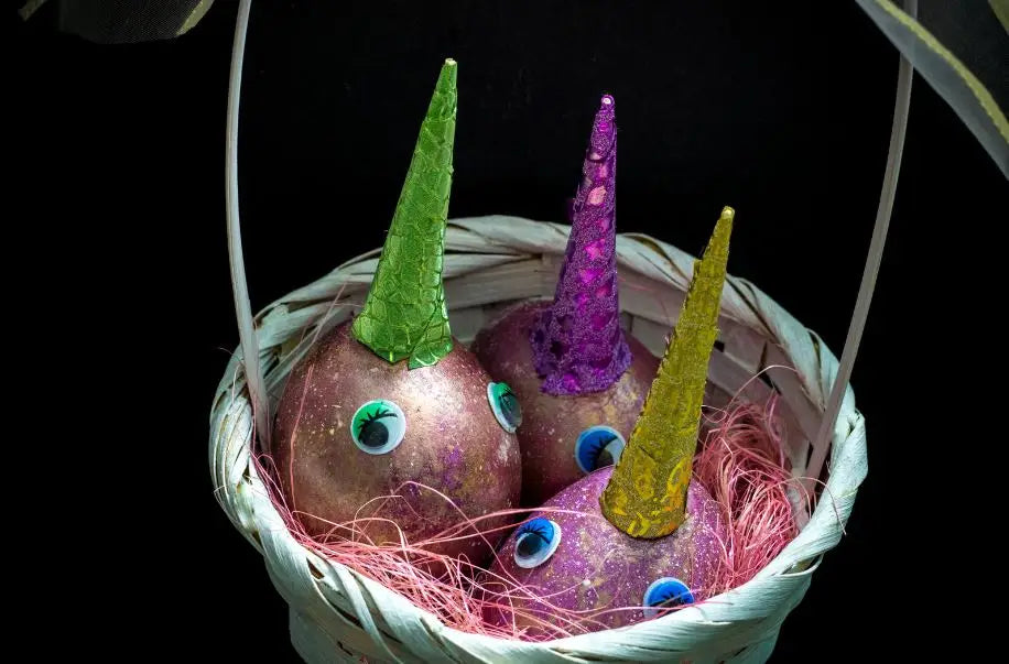 Magisches Abenteuer im Wohnzimmer: Deine fertige Einhorn Schnitzeljagd PDF zum Ausdrucken für den 7. Kindergeburtstag