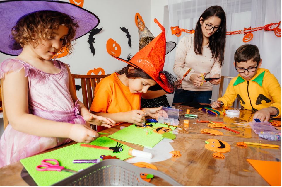 Halloween-Basteln für Kinder leicht gemacht