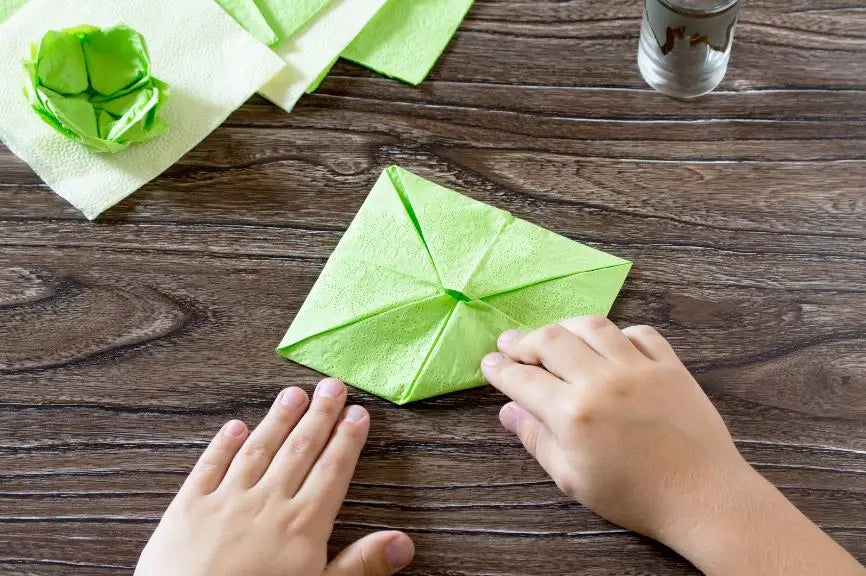 Fantasievolle Schnipsel-Collagen: So entdecken Kinder die Freude am künstlerischen Gestalten