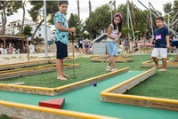 Kindergeburtstag auf dem Minigolfplatz: Der ultimative Spaß für kleine Puttermeister - schnitzeljagd-kinder