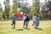 Kindergeburtstag planen: Originelle Ideen für eine gelungene Party - schnitzeljagd-kinder