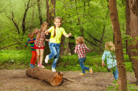 Kinderspiele draußen: Abenteuer im Freien für kleine Entdecker - schnitzeljagd-kinder