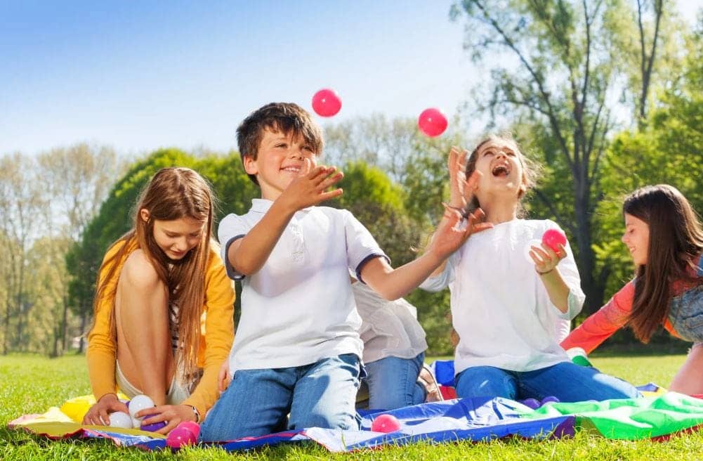 Kleine Gruppe, großer Spaß: So planst du die perfekte Schatzsuche für Kinder zwischen 4 und 12 Jahren