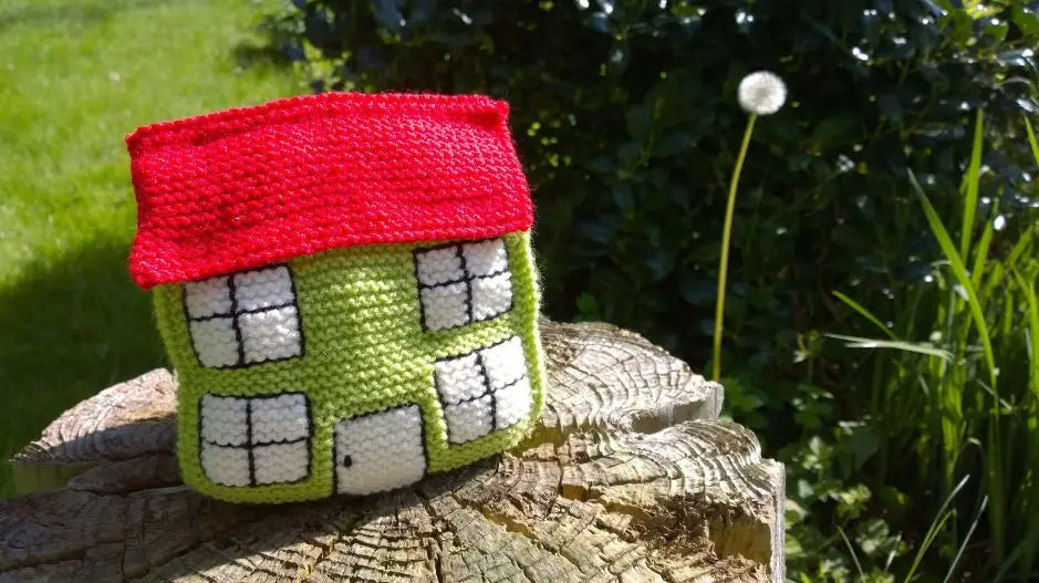 Kreative Papierwelten: Mini-Häuser falten und kleben - Ein 3D-Bastelspaß mit Schnipseln für Kinder