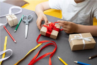 Kreative Schnipsel-Kunst: So wird deine Geschenkverpackung zum bunten Hingucker - schnitzeljagd-kinder