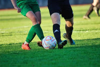 Schnitzeljagd mit Fußballfieber: Spannende Geburtstagsspiele für kleine Kicker - schnitzeljagd-kinder