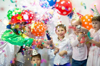 Zauberhafter Kindergeburtstag: DIY-Magie oder professionelle Zaubershow? - schnitzeljagd-kinder